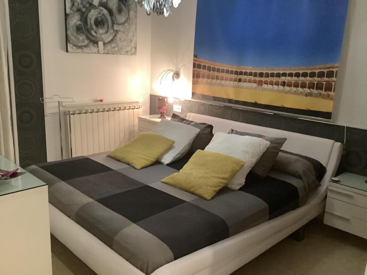 Atico Rilque, Apartamentos Independientes Con Jacuzzi Privado Y Terraza En Ronda Kültér fotó