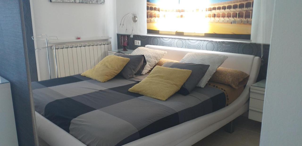 Atico Rilque, Apartamentos Independientes Con Jacuzzi Privado Y Terraza En Ronda Kültér fotó