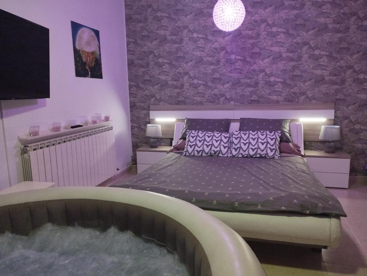 Atico Rilque, Apartamentos Independientes Con Jacuzzi Privado Y Terraza En Ronda Kültér fotó