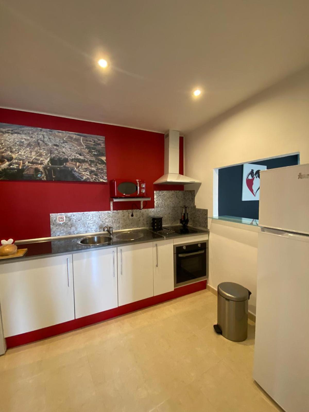 Atico Rilque, Apartamentos Independientes Con Jacuzzi Privado Y Terraza En Ronda Kültér fotó