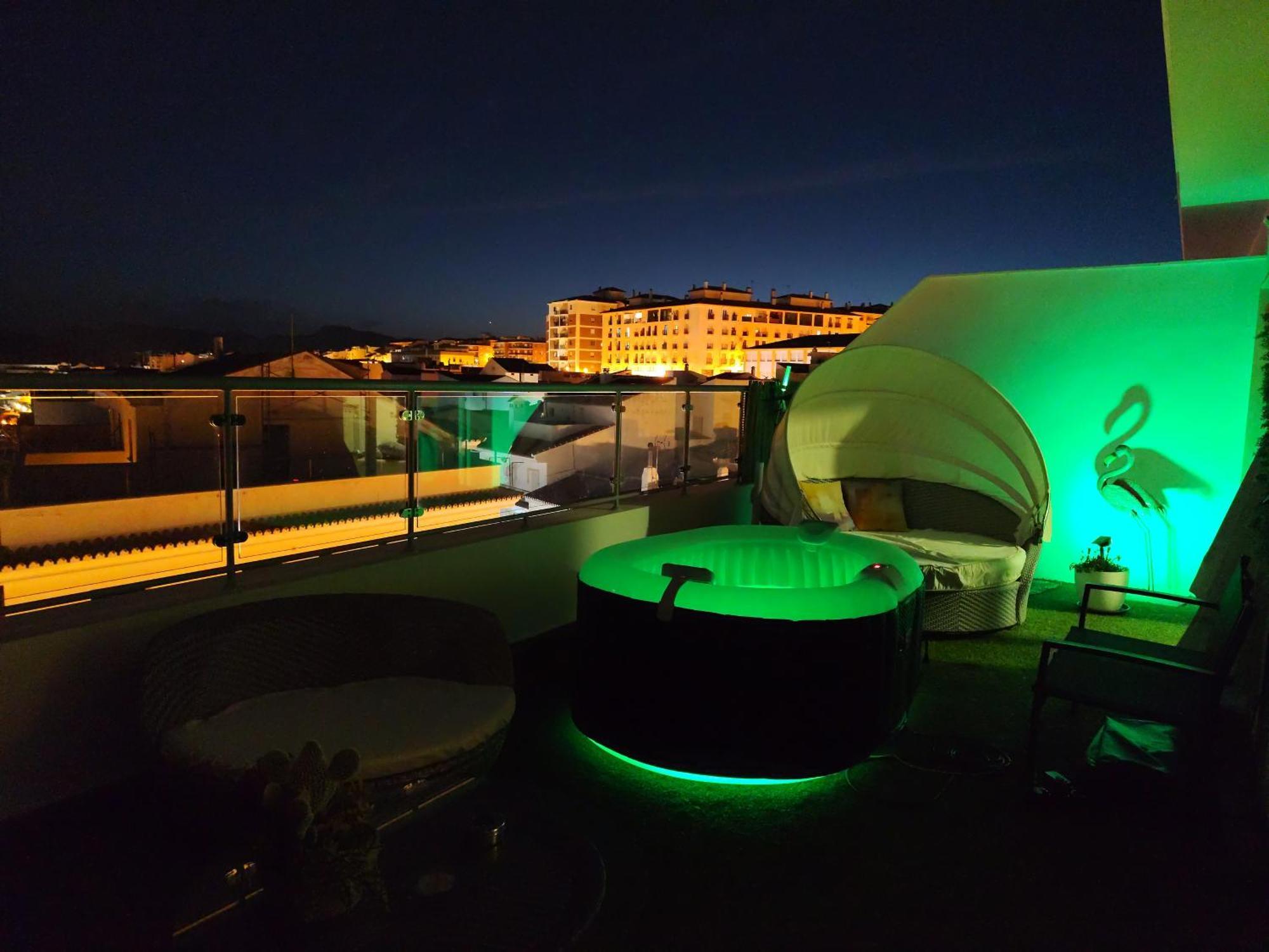 Atico Rilque, Apartamentos Independientes Con Jacuzzi Privado Y Terraza En Ronda Kültér fotó